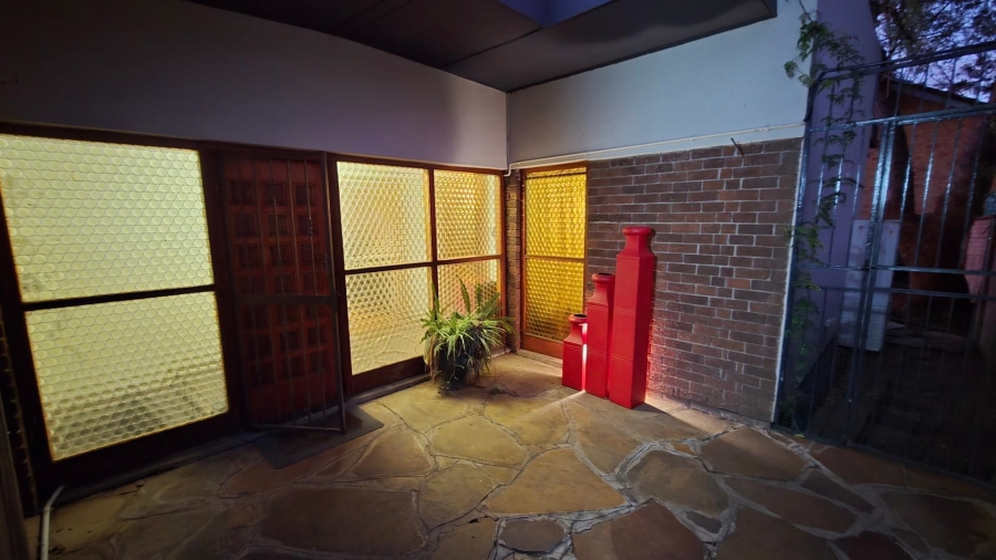 5 Bedroom Property for Sale in Fichardt Park Free State